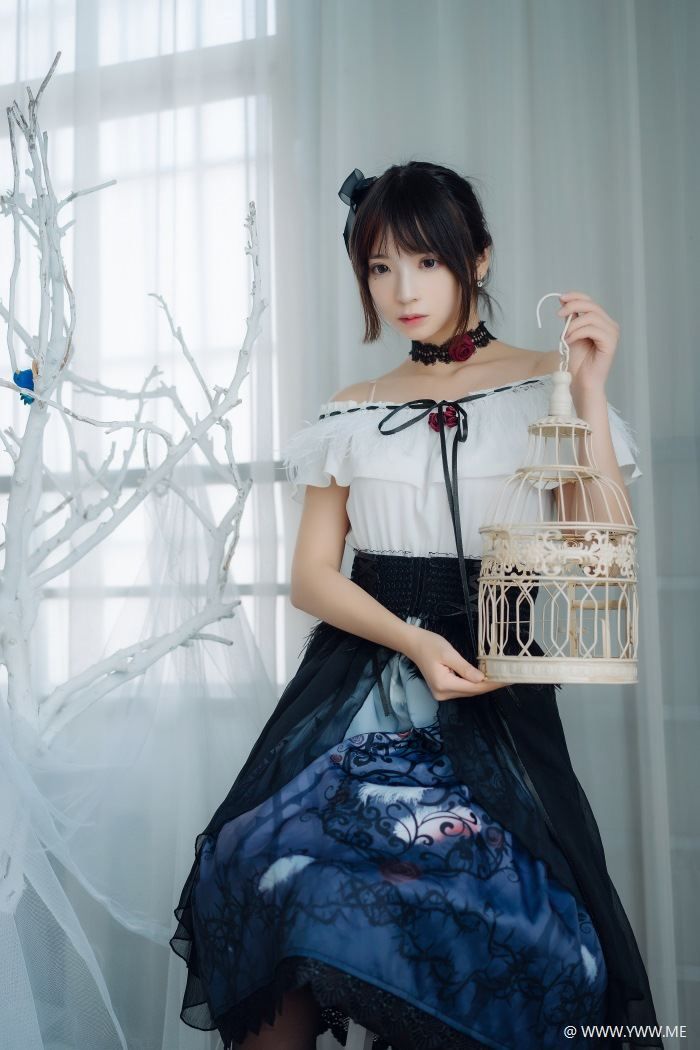 COS美女 疯猫ss – 小裙子 散图-像素点