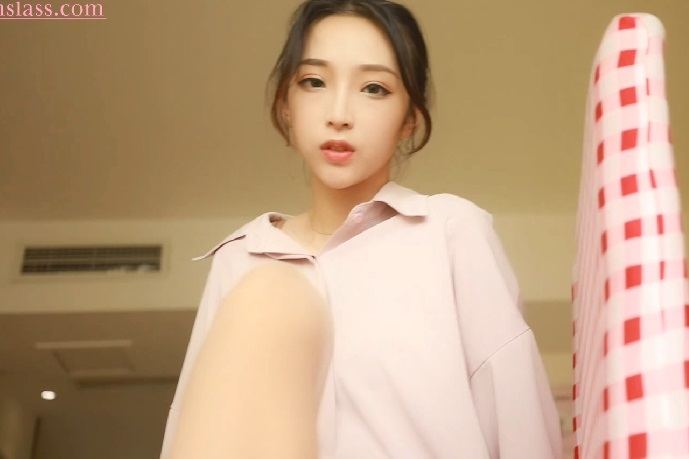 [MSLASS梦丝女神] 视频 2019.10.09 NO.025 丝袜腿长死库水 小允儿
