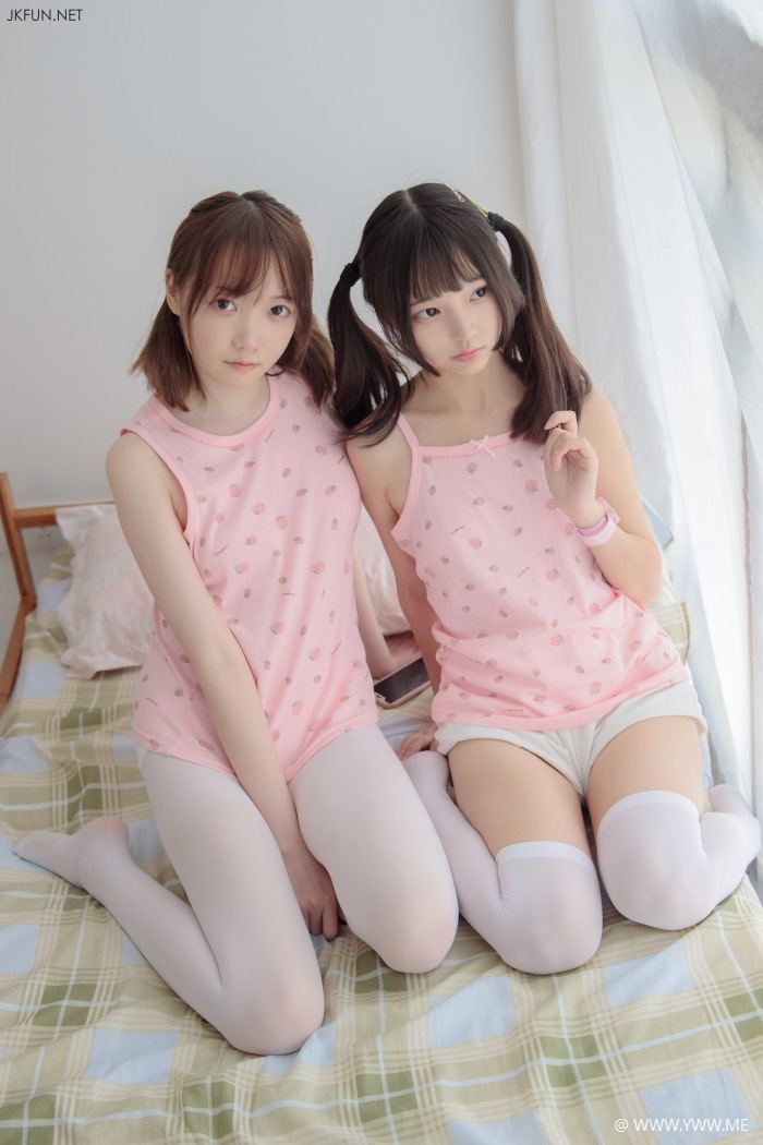 森萝财团写真 JKFUN-015 甜心闺蜜白丝-像素点