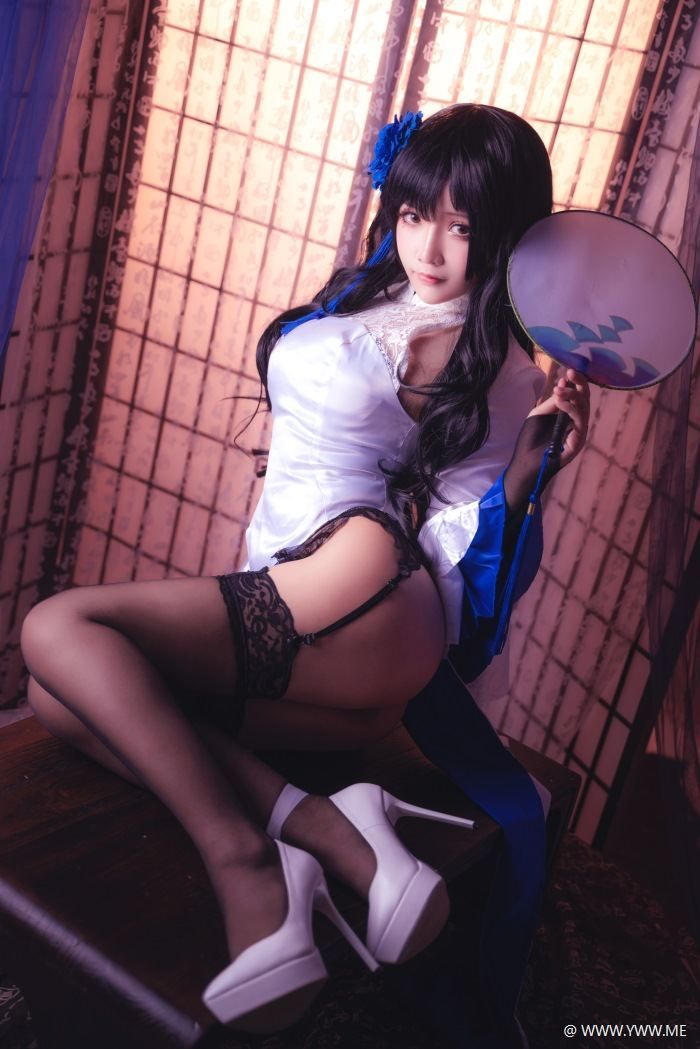 微博红人Coser@抱走莫子aa – 95式玉玲珑-像素点