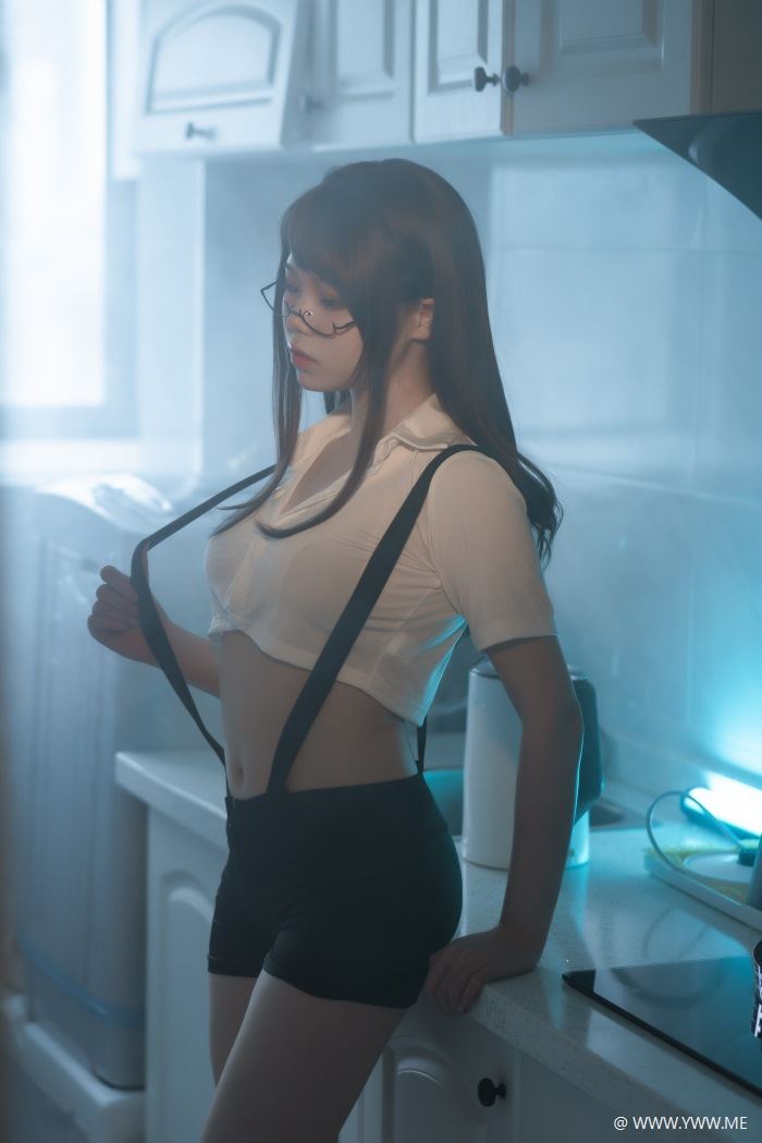 可爱性感COS@七月喵子 – 眼镜娘1号-像素点