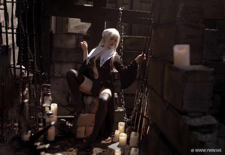 网红COS@NinJa阿寨寨 – 赎罪修女-像素点