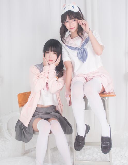 超人气Coser鳗鱼霏儿 – 百合(桜桃喵&鳗鱼霏儿)