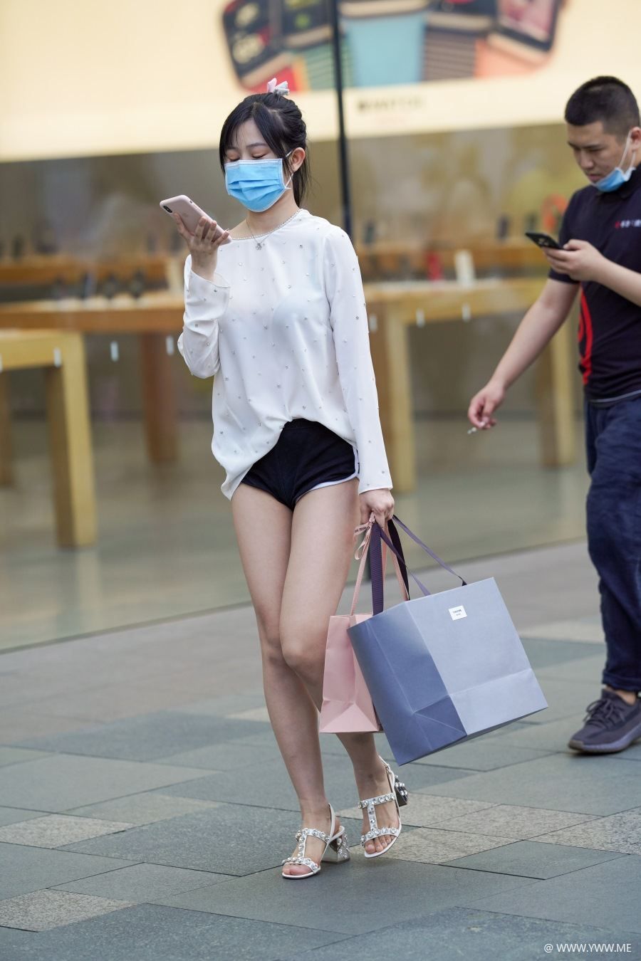 凯恩公爵作品 – 逛街的热裤小妹 写真+视频-像素点