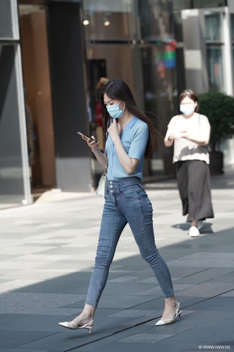 凯恩公爵作品 紧身牛仔裤 彰显好身材 写真-像素点