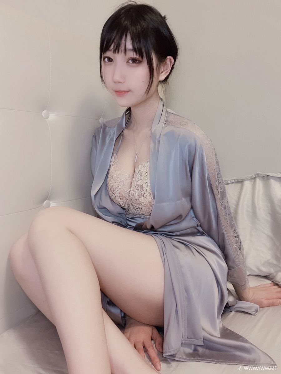 微博小姐姐 @周叽是可爱兔兔 今夕何夕睡袍-像素点