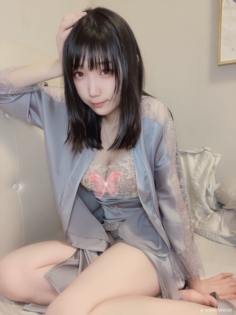 微博小姐姐 @周叽是可爱兔兔 今夕何夕睡袍-像素点