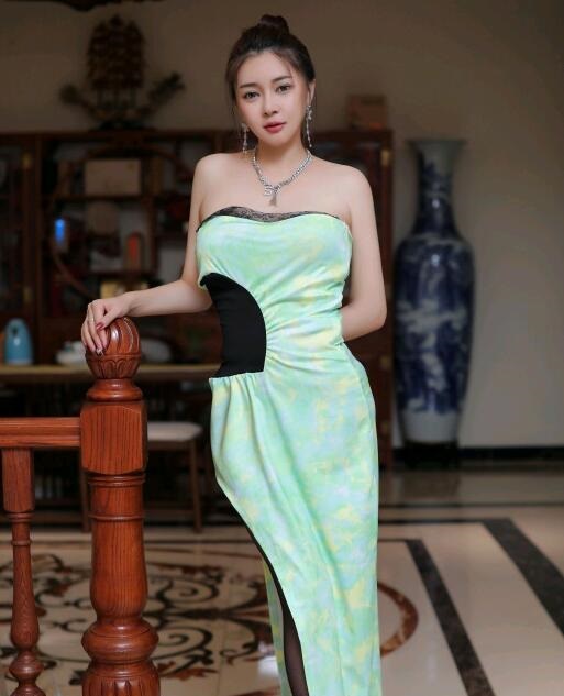 [XiuRen秀人网] 2022.03.29 No.4786 凯竹姐姐 黑丝美臀