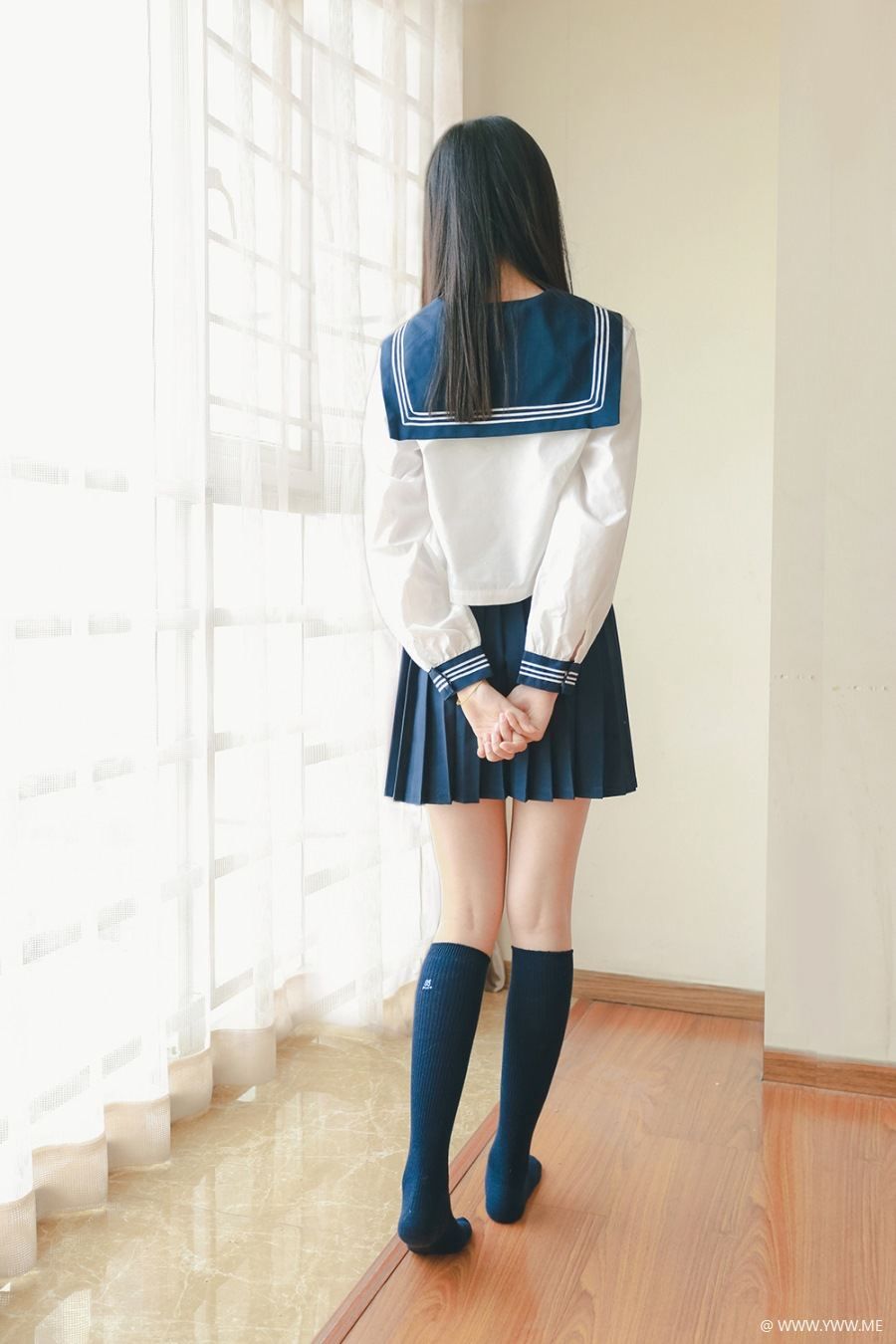 萌系小姐姐木绵绵OwO – 水手服COS大图-像素点