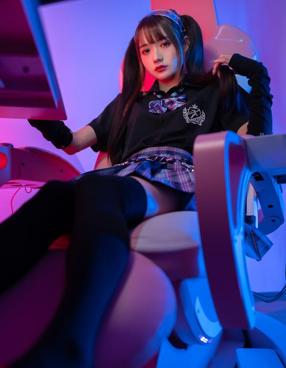 [YWW.ME] 2022.06.09 电竞少女 兔子Zzz不吃胡萝卜
