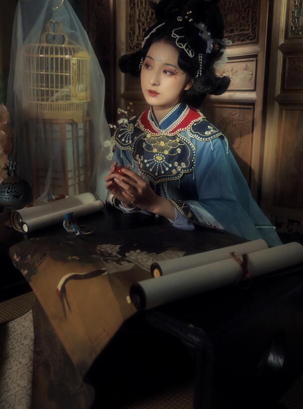 [YWW.ME] 2022.07.12 十二星座之巨蟹座：闺秀 莺莺迟