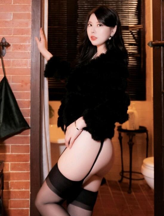 [XiuRen秀人网] 2023.02.07 No.6225 白茹雪 黑丝美臀