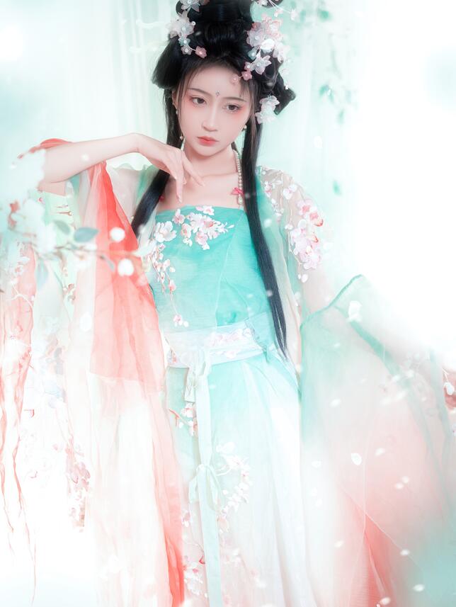 [YWW.ME] 2022.12.26 绿梅 -绮罗生的小苏苏-