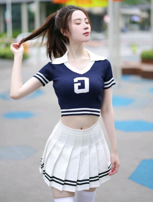 [XiuRen秀人网] 2023.09.20 No.7416 梦心玥 美腿运动