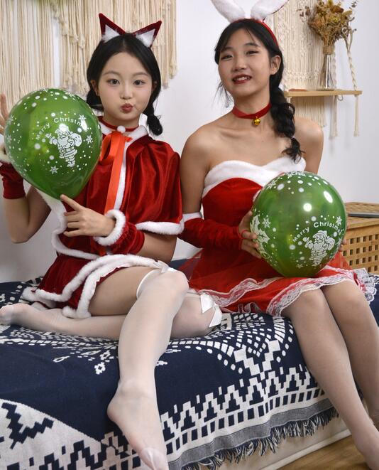 [初夏女神] 129 点点、双双~【圣诞快乐】2023年尾声逮到两只小兔子，祝大家圣诞快乐