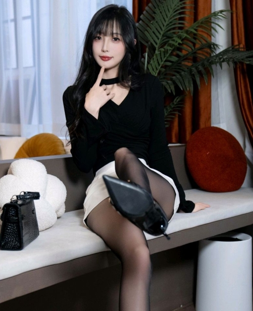 [XiuRen秀人网] 2024.12.31 No.9691 林星阑 黑丝美腿